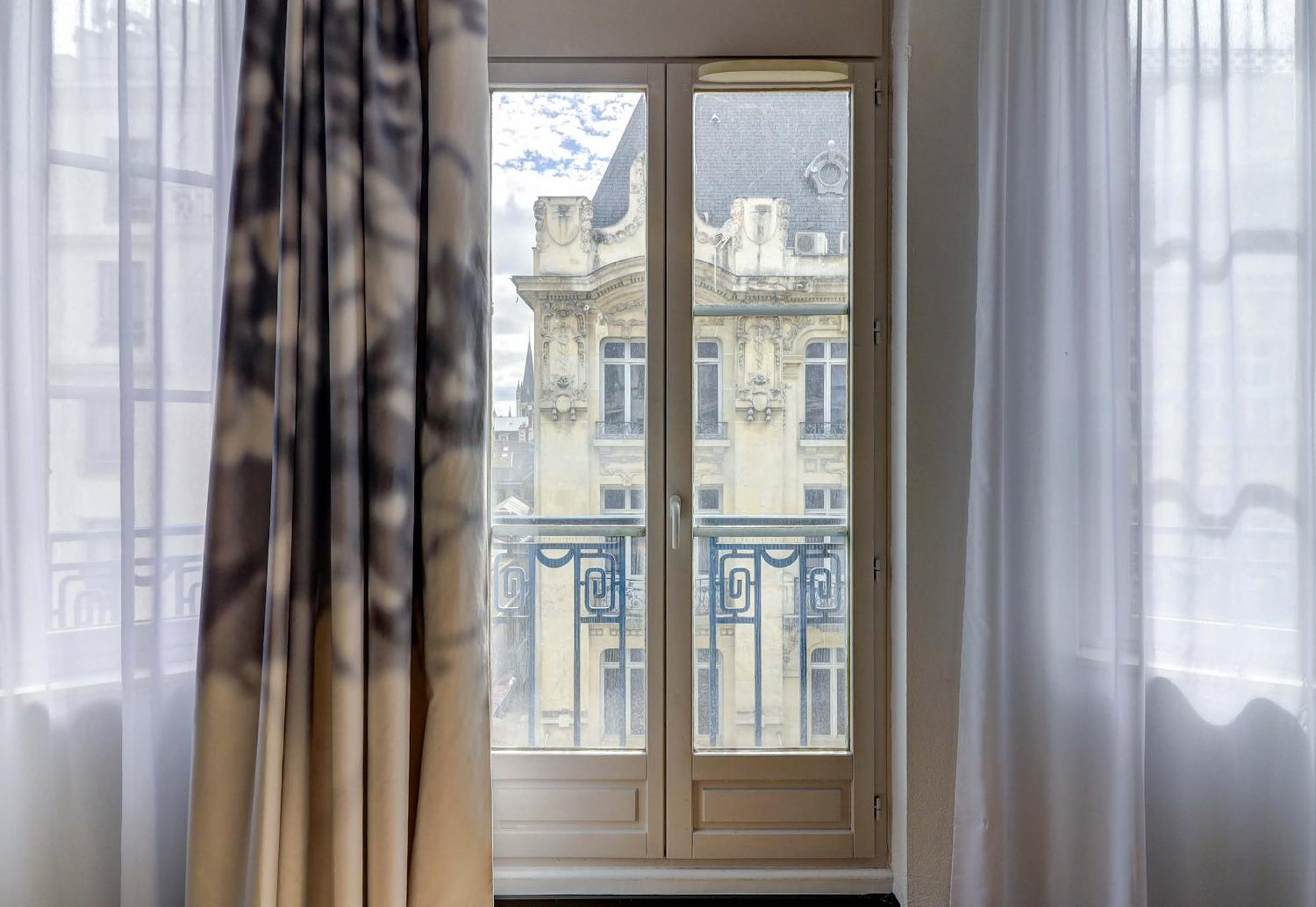 B&B Hotel Dijon Centre Εξωτερικό φωτογραφία